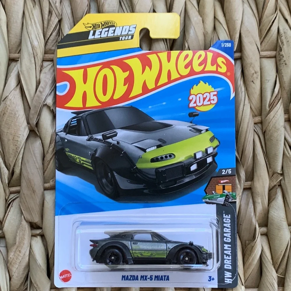 Mazda MX-5 Miata Race Car Hot Wheels Racing Legends Tour Winner Hotwheels 2025